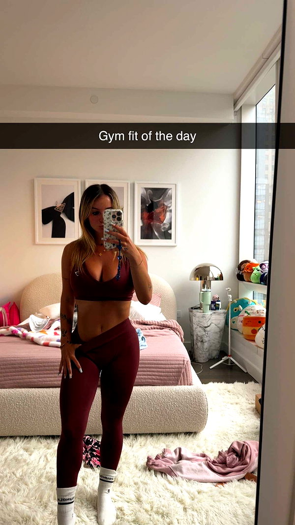 kaitlyn_krems snapchat image archive image