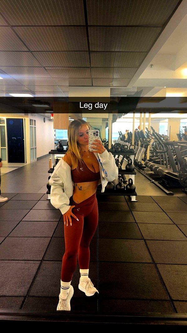kaitlyn_krems snapchat image archive image