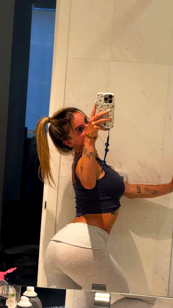 kaitlyn_krems snapchat image archive image