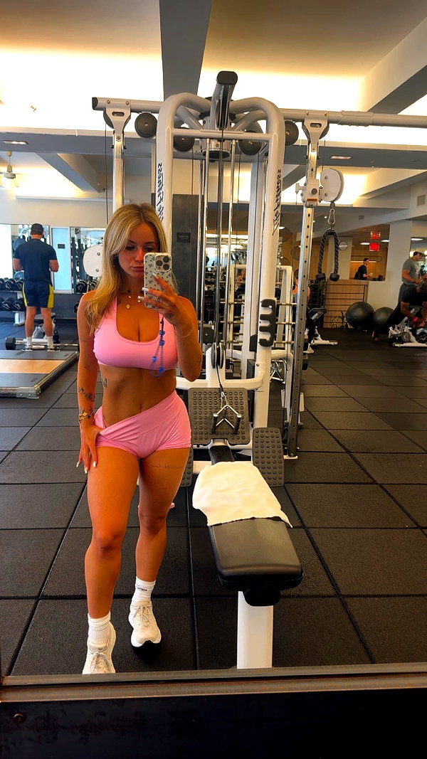 kaitlyn_krems snapchat image archive image