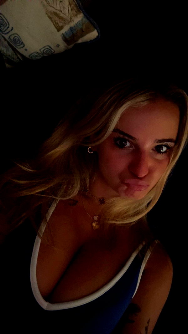 kaitlyn_krems snapchat image archive image