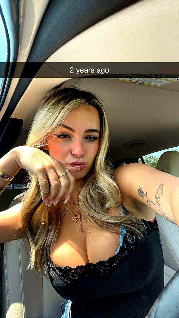 kaitlyn_krems snapchat image archive image