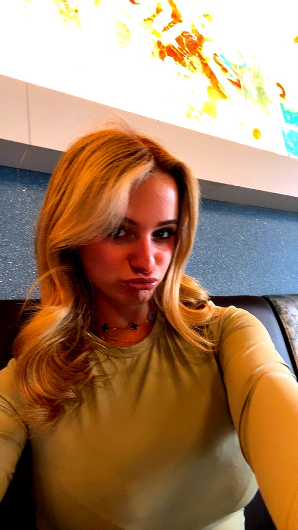 kaitlyn_krems snapchat image archive image