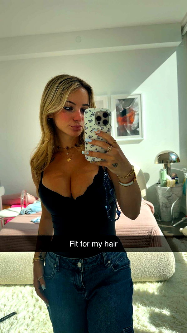 kaitlyn_krems snapchat image archive image