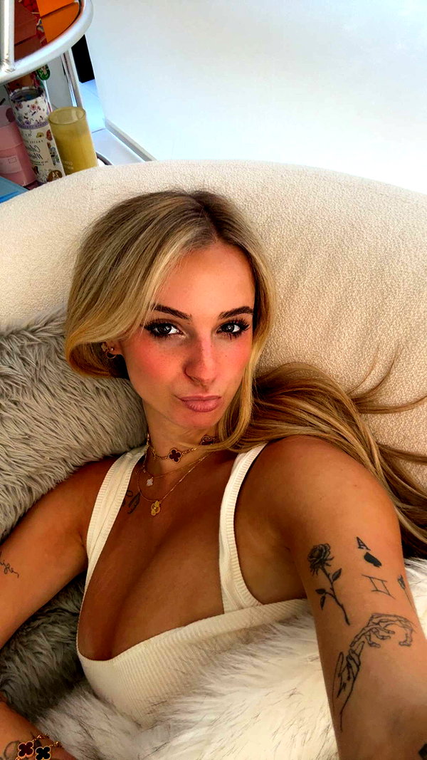 kaitlyn_krems snapchat image archive image
