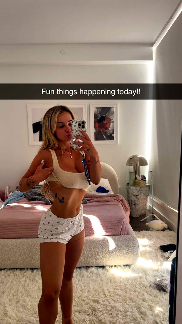 kaitlyn_krems snapchat image archive image