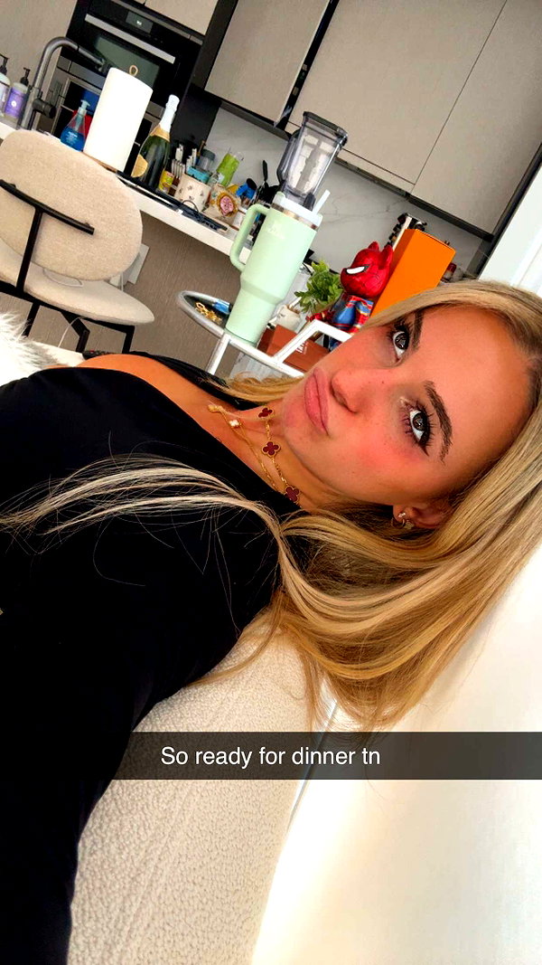 kaitlyn_krems snapchat image archive image