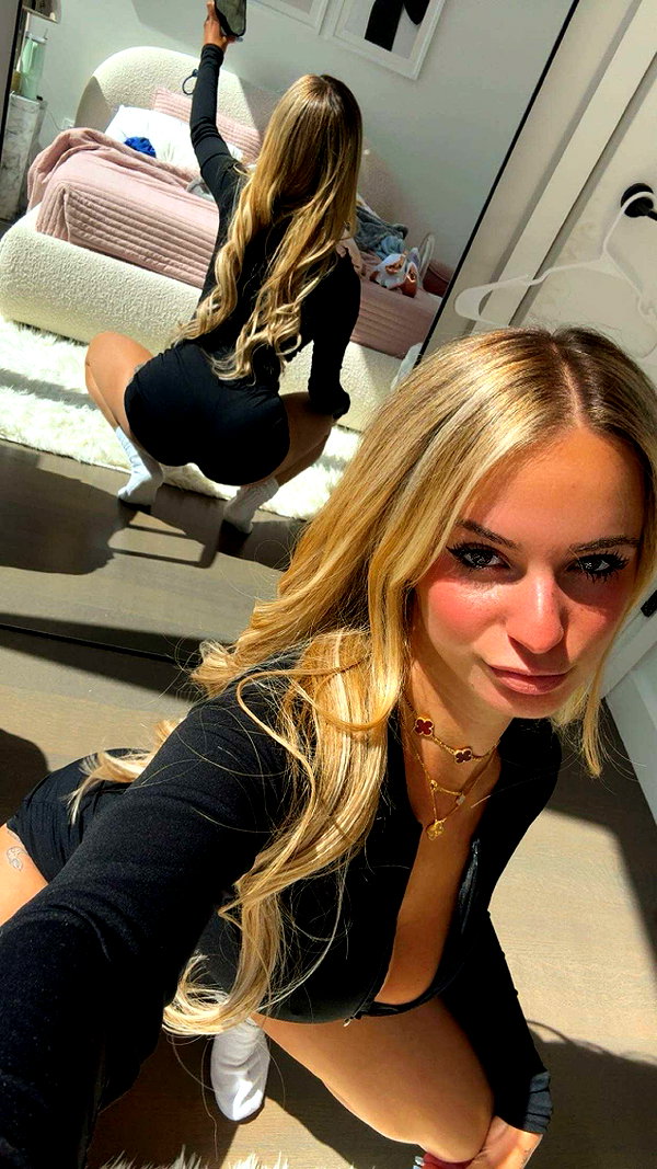 kaitlyn_krems snapchat image archive image