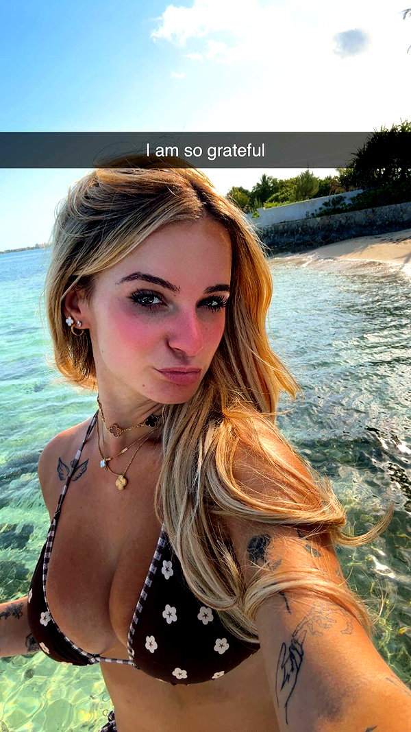kaitlyn_krems snapchat image archive image