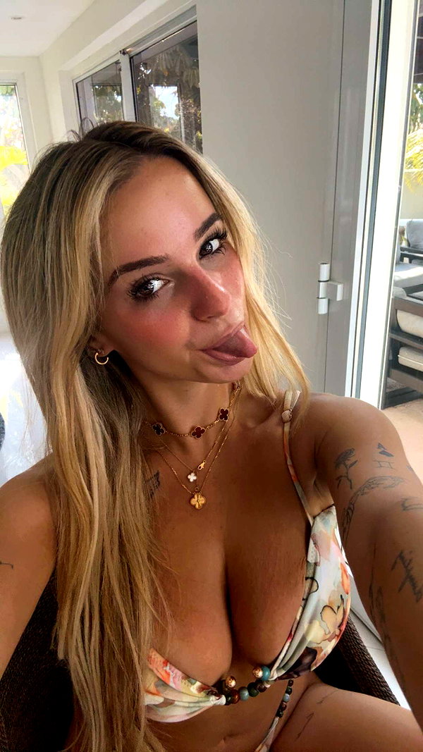 kaitlyn_krems snapchat image archive image