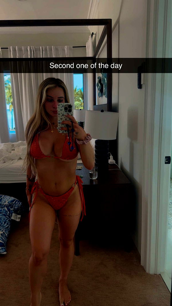 kaitlyn_krems snapchat image archive image