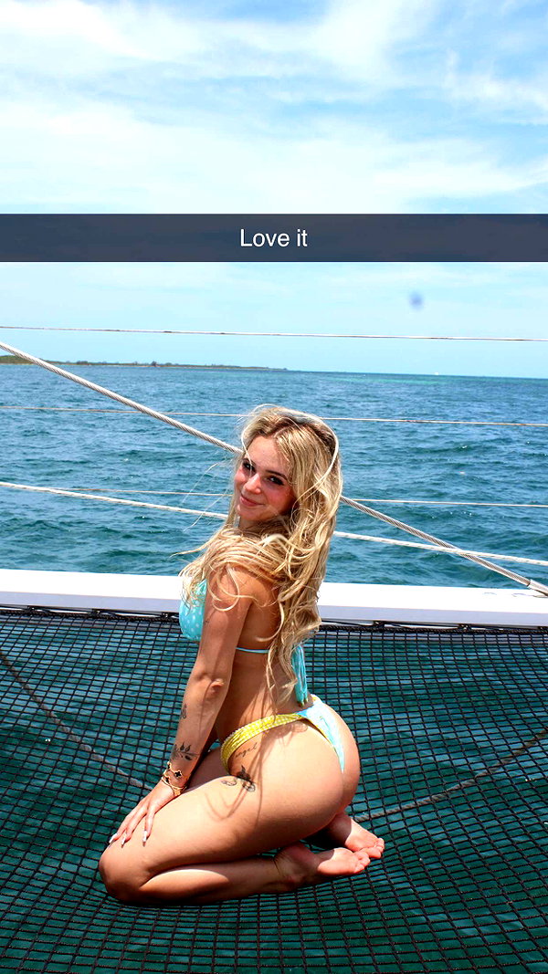 kaitlyn_krems snapchat image archive image