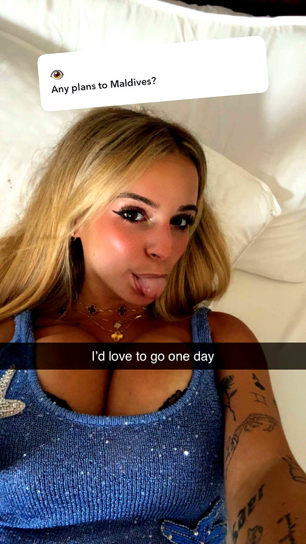 kaitlyn_krems snapchat image archive image