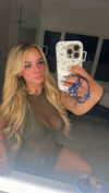 kaitlyn_krems Altpins Profile Picture
