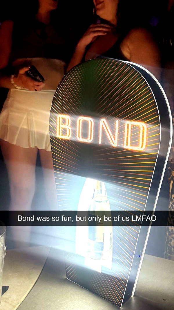 kaitlyn_krems snapchat image archive image