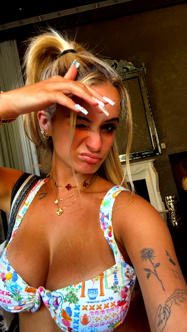 kaitlyn_krems snapchat image archive image