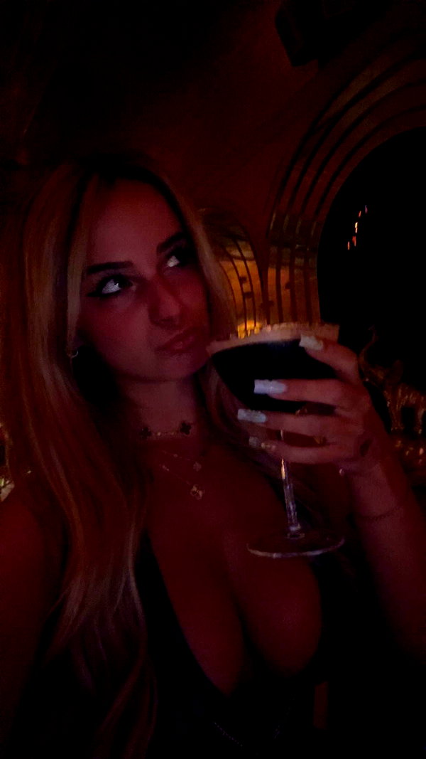 kaitlyn_krems snapchat image archive image