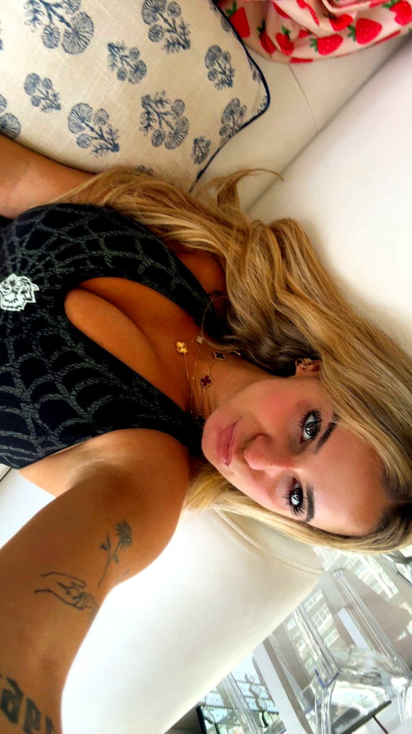 kaitlyn_krems snapchat image archive image