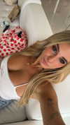 kaitlyn_krems Altpins Profile Picture