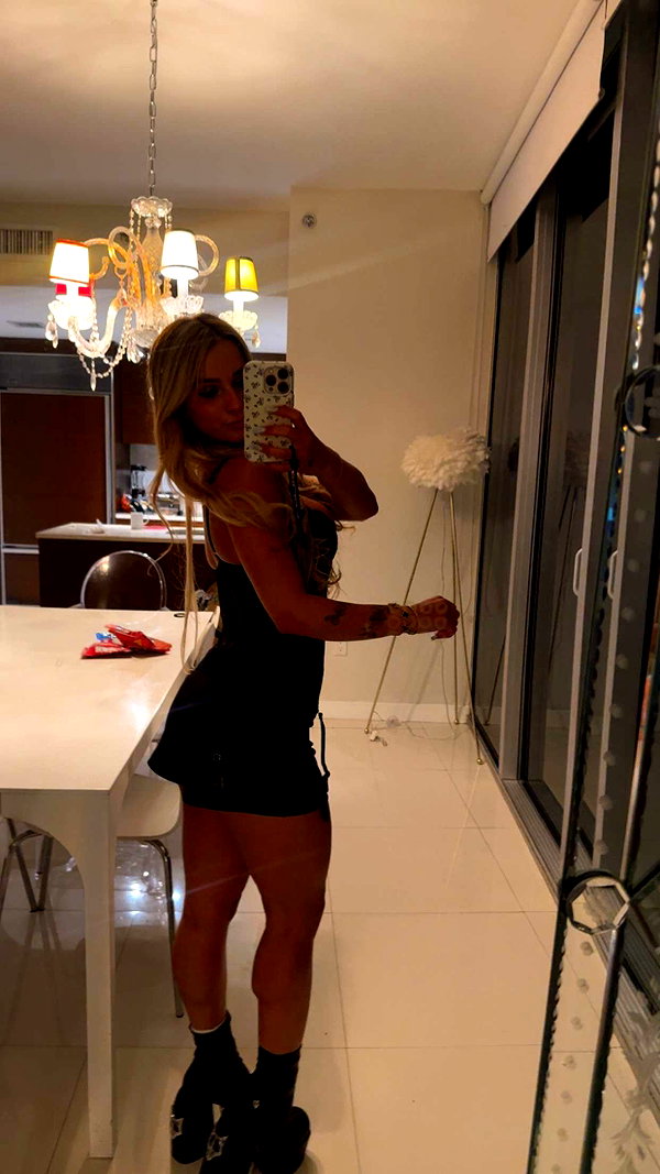 kaitlyn_krems snapchat image archive image