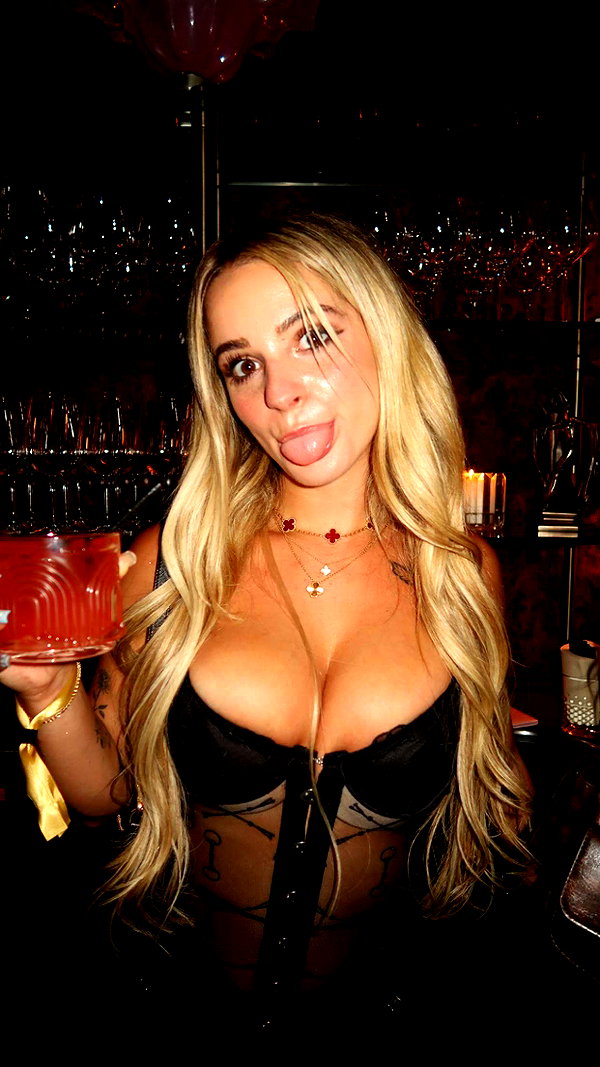 kaitlyn_krems snapchat image archive image