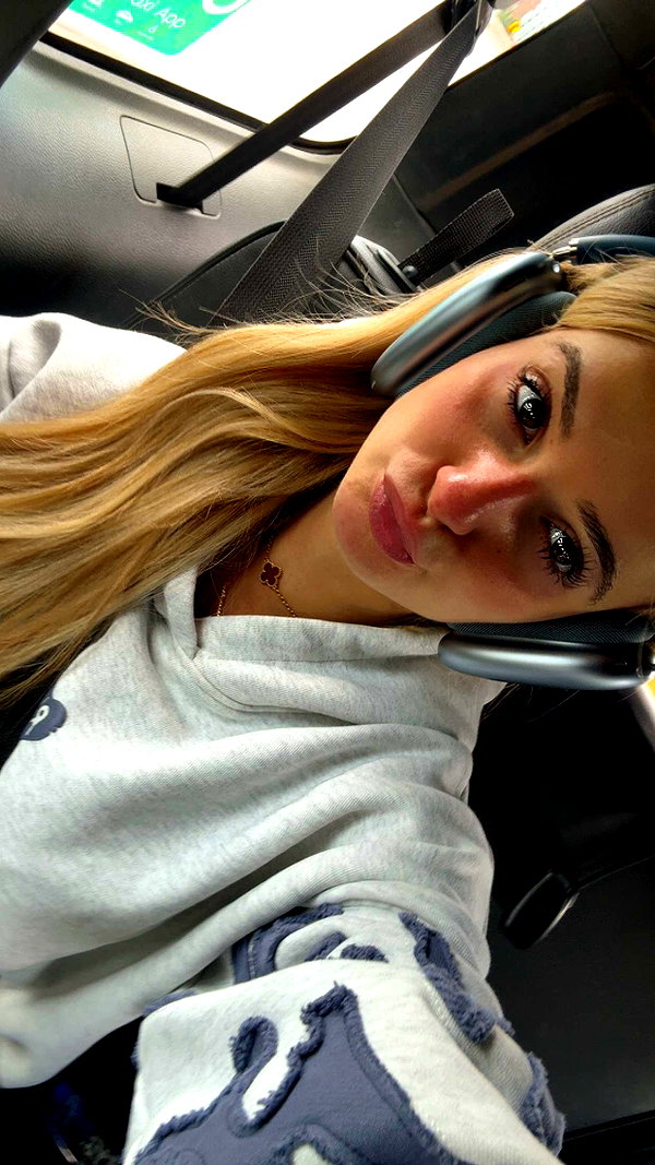 kaitlyn_krems snapchat image archive image