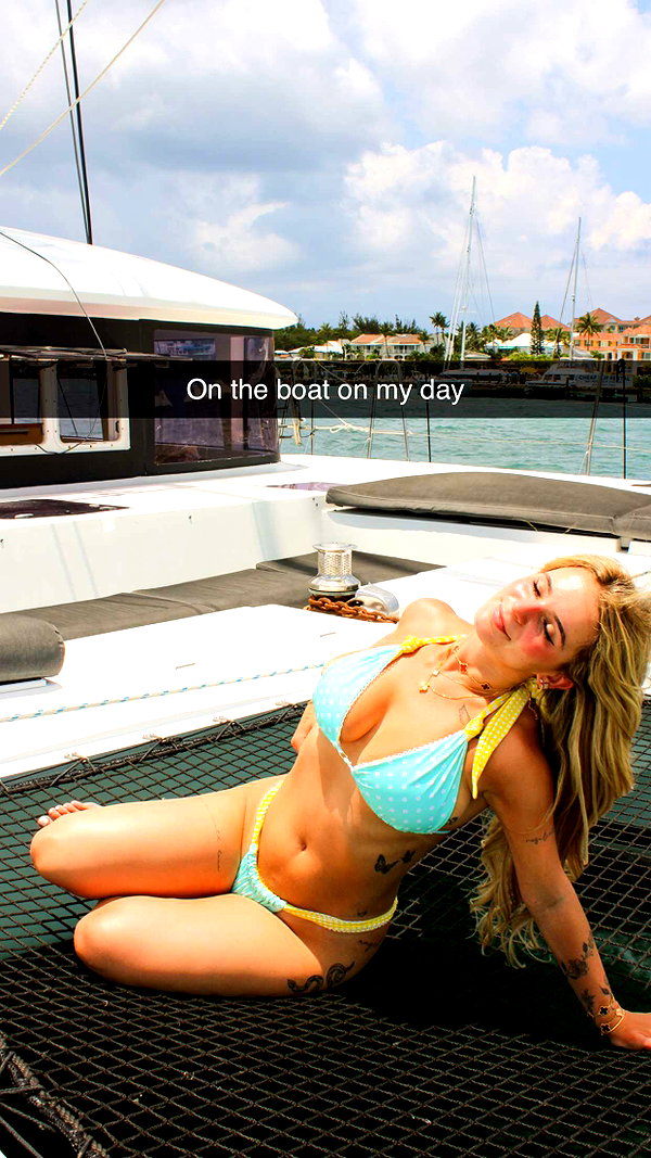 kaitlyn_krems snapchat image archive image