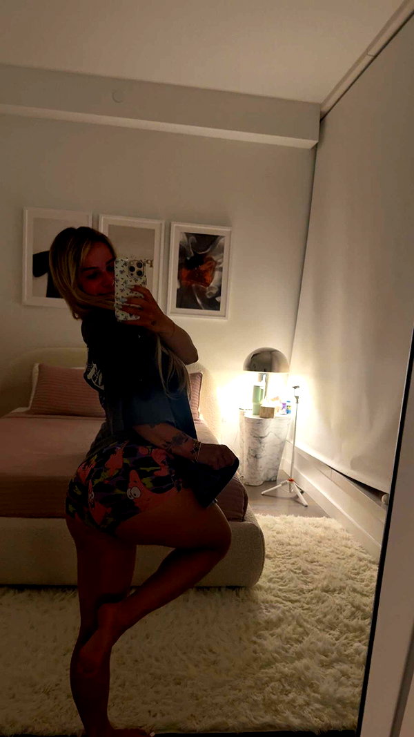 kaitlyn_krems snapchat image archive image