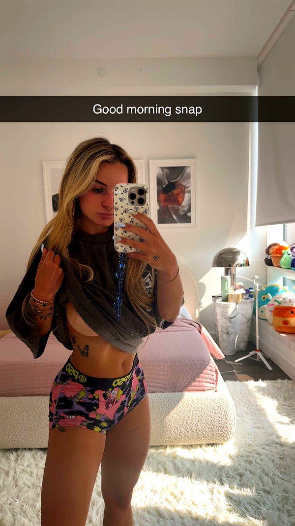 kaitlyn_krems snapchat image archive image