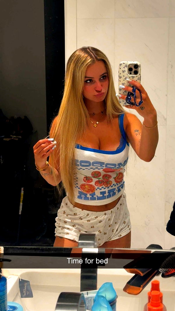kaitlyn_krems snapchat image archive image