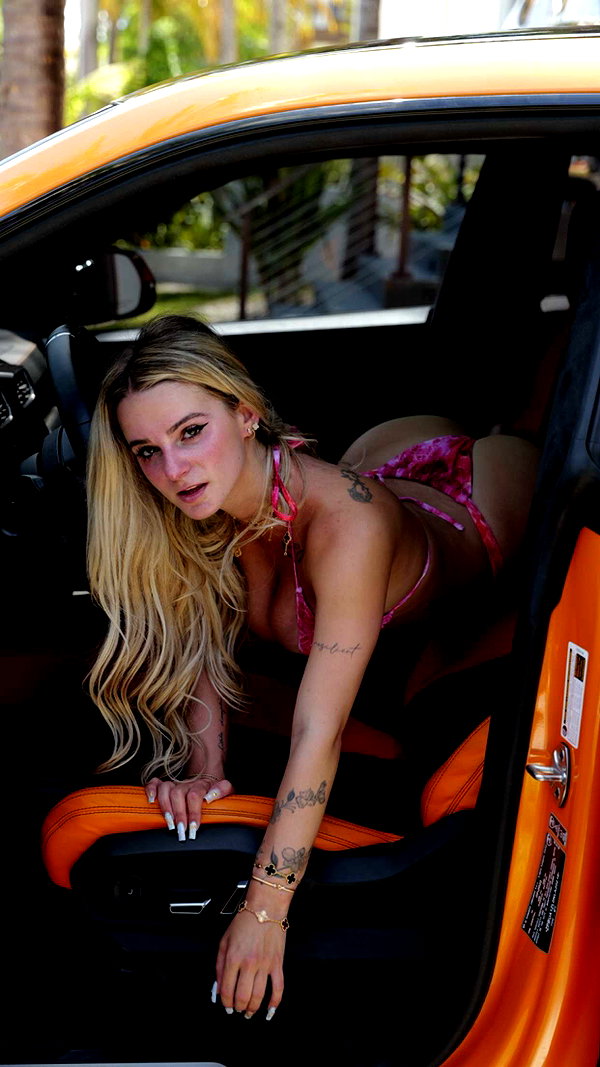 kaitlyn_krems snapchat image archive image