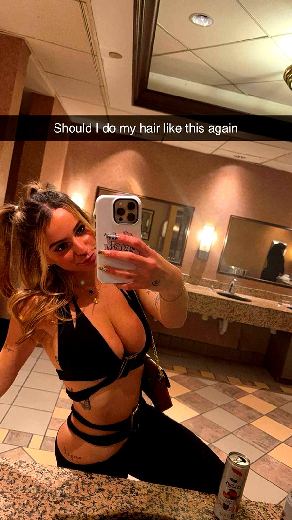 kaitlyn_krems snapchat image archive image