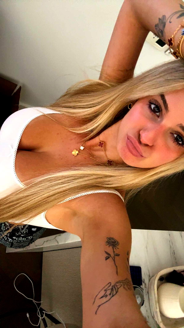 kaitlyn_krems snapchat image archive image