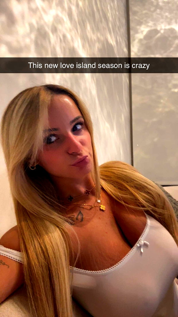 kaitlyn_krems snapchat image archive image