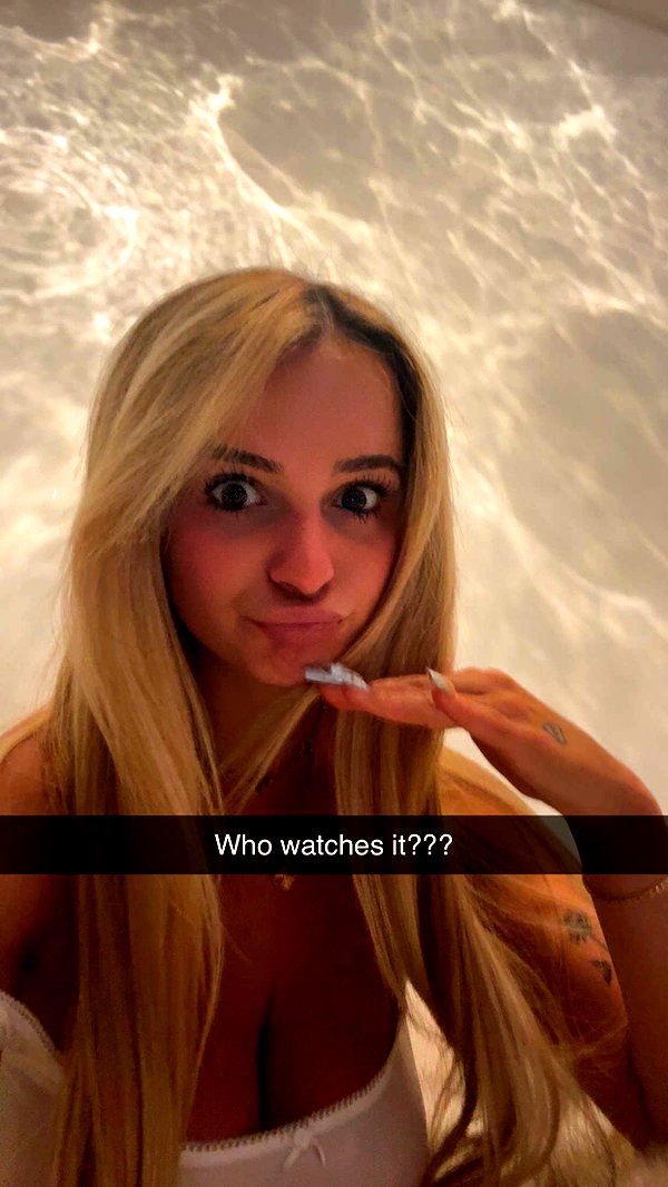 kaitlyn_krems snapchat image archive image