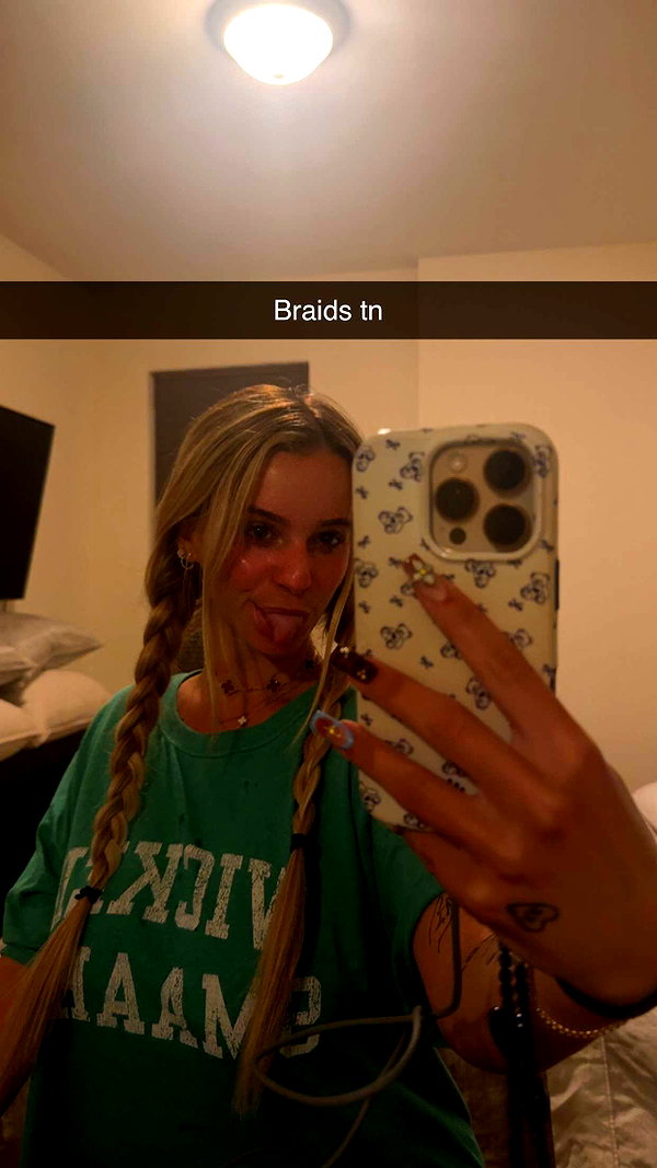 kaitlyn_krems snapchat image archive image