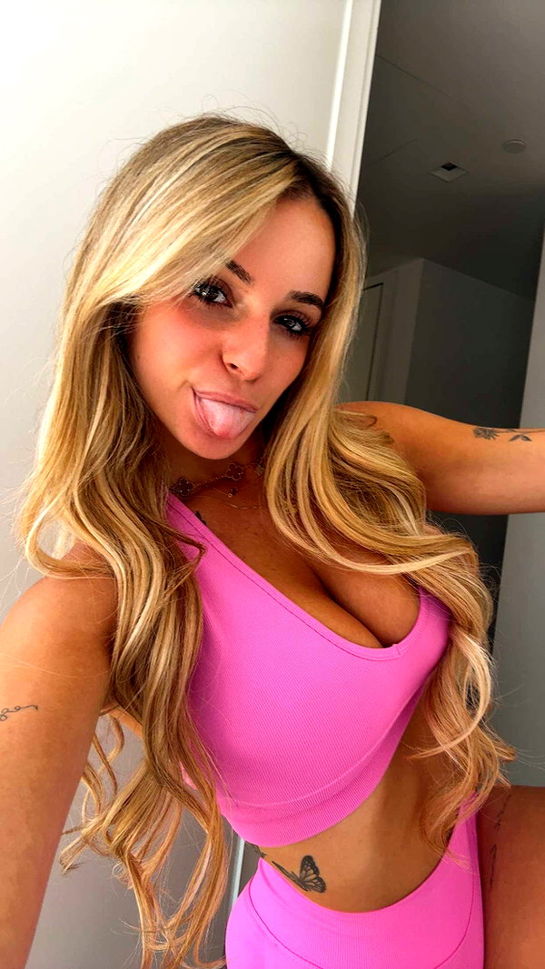 kaitlyn_krems snapchat image archive image