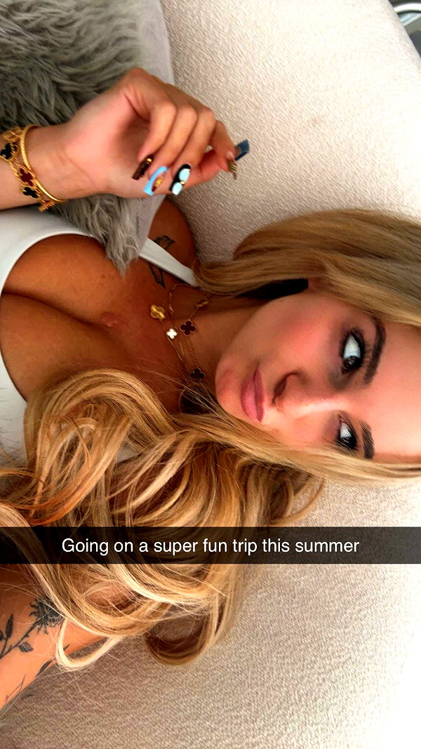 kaitlyn_krems snapchat image archive image