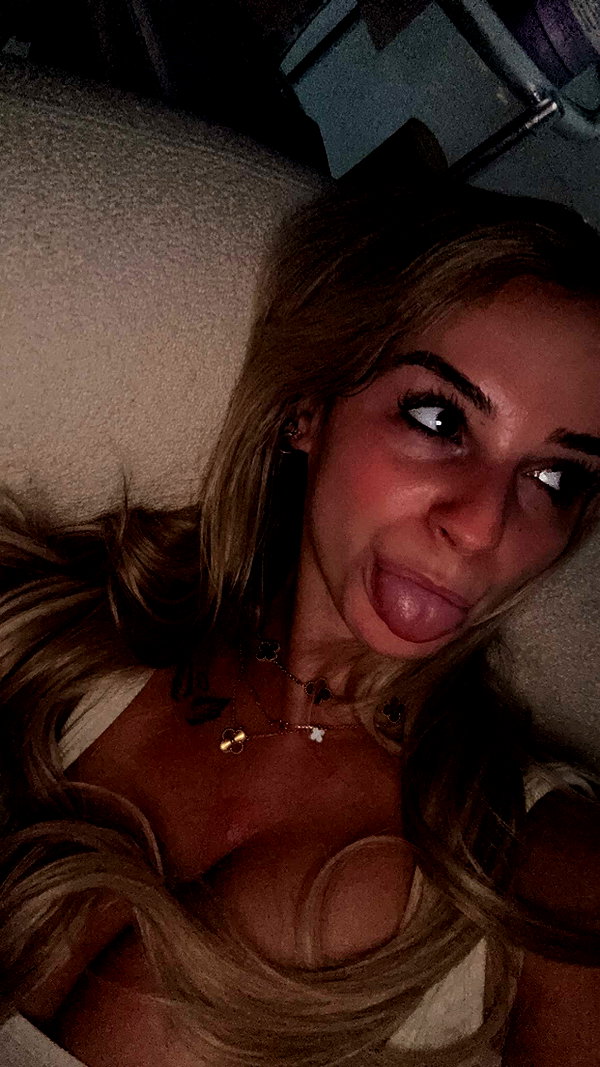 kaitlyn_krems snapchat image archive image
