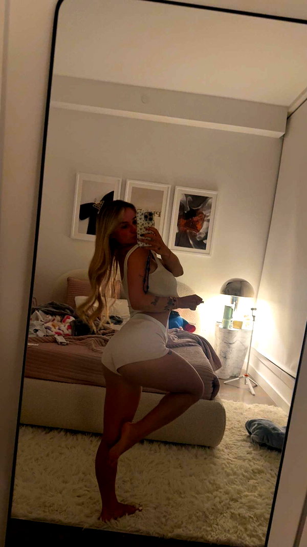 kaitlyn_krems snapchat image archive image