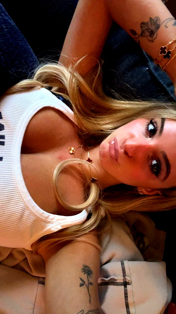 kaitlyn_krems snapchat image archive image