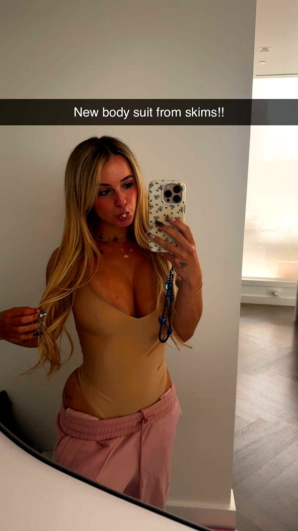 kaitlyn_krems snapchat image archive image