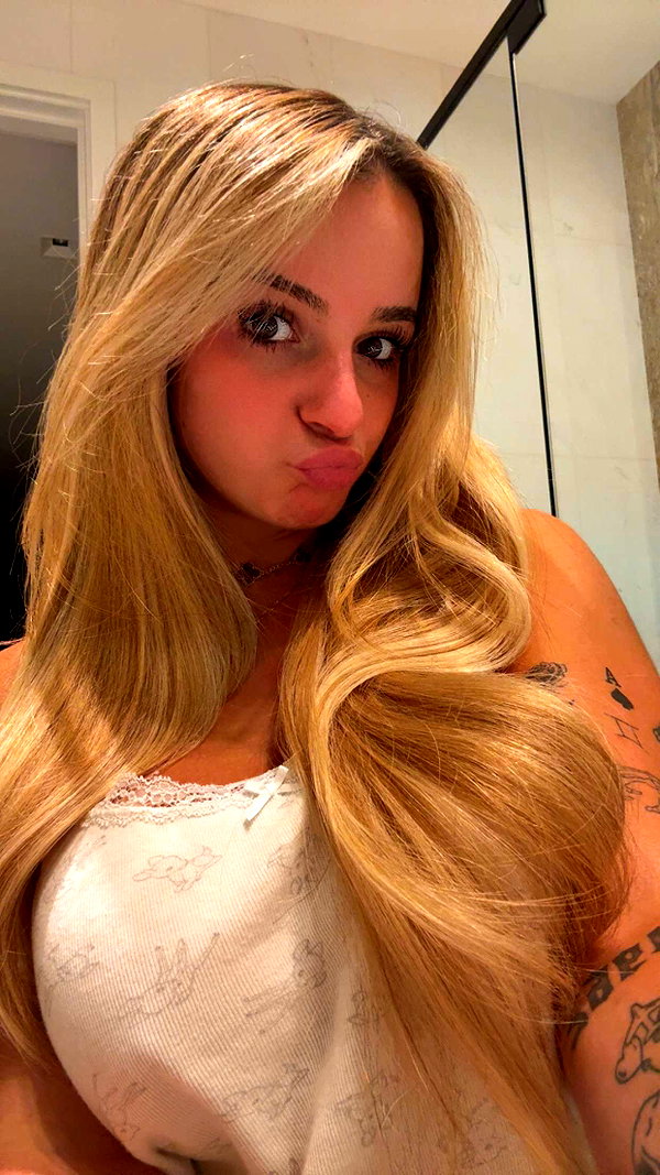kaitlyn_krems snapchat image archive image