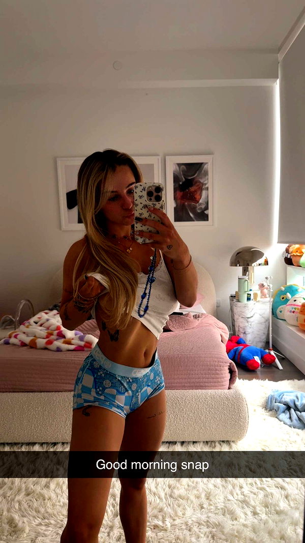 kaitlyn_krems snapchat image archive image