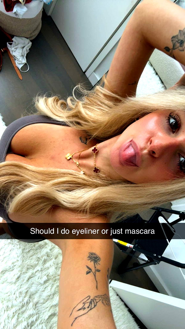 kaitlyn_krems snapchat image archive image