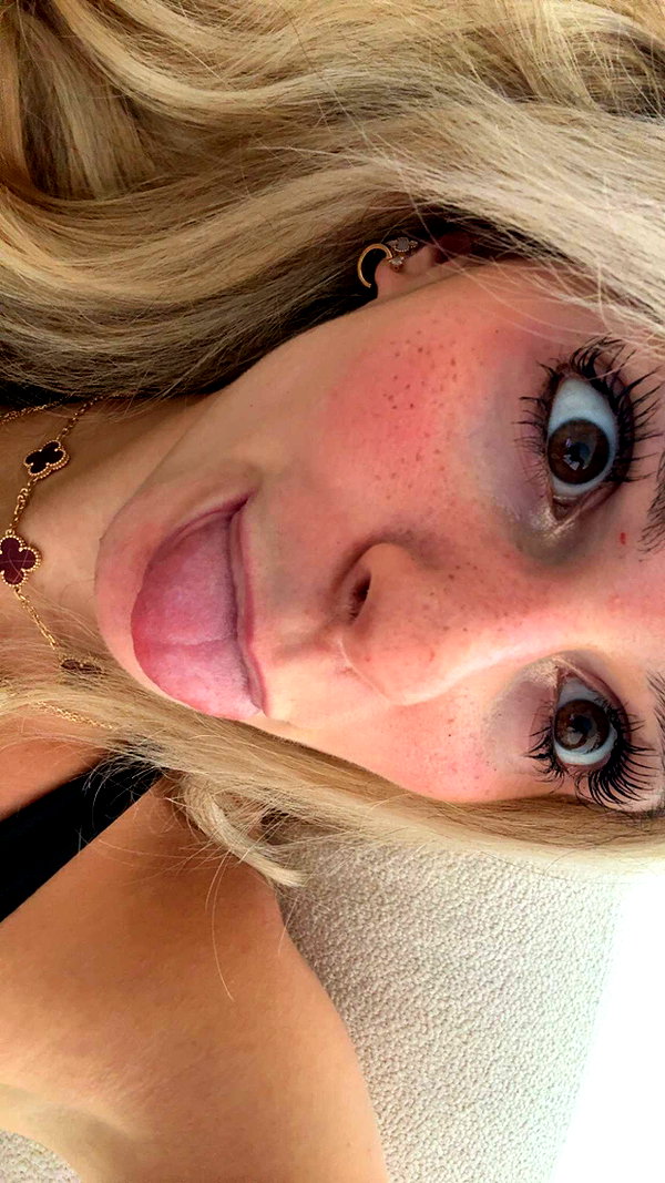 kaitlyn_krems snapchat image archive image