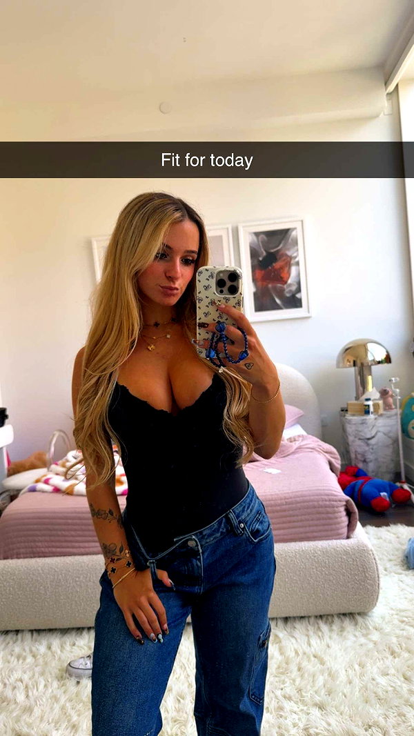 kaitlyn_krems snapchat image archive image