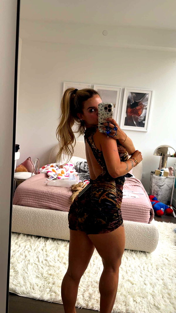 kaitlyn_krems snapchat image archive image