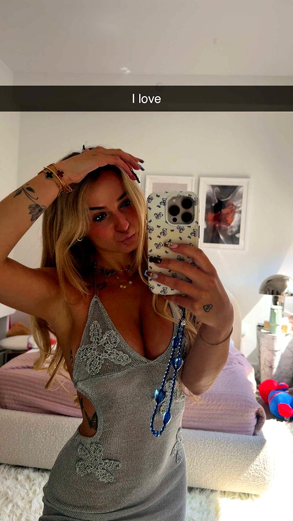 kaitlyn_krems snapchat image archive image