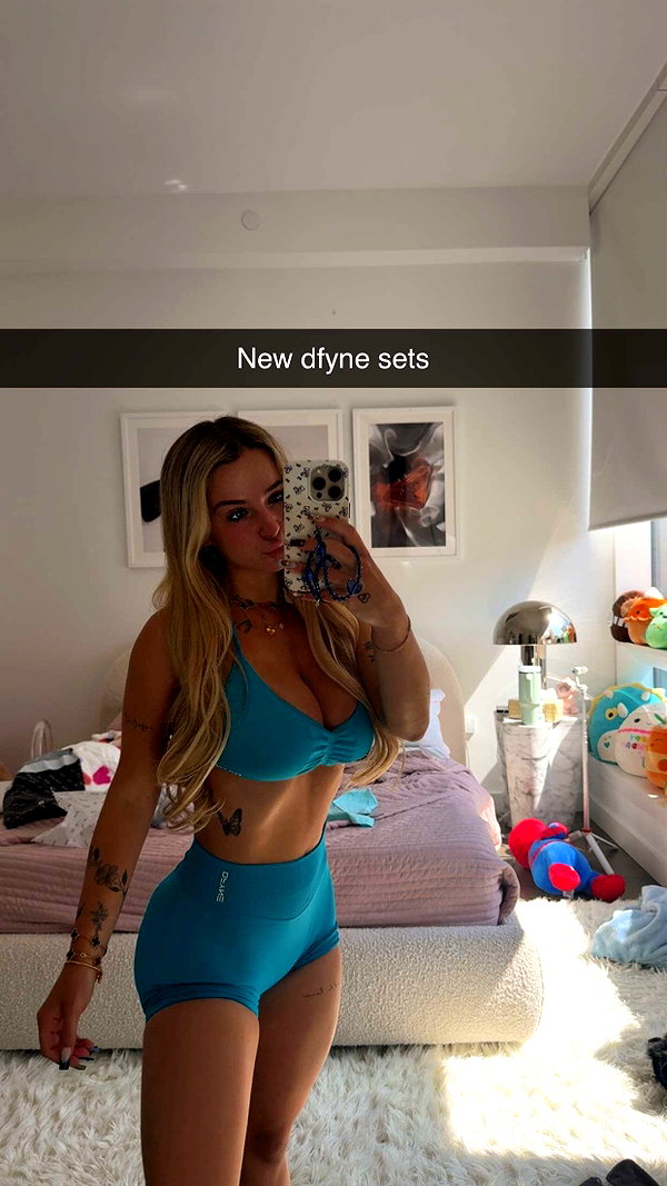 kaitlyn_krems snapchat image archive image
